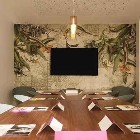 Hotel Mercure Gare Tgv Avignon