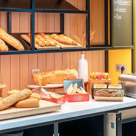 Mercure Gare Tgv Hotel